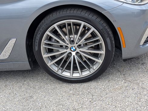 Used 2017 BMW 540i xDrive AWD/4WD image 11