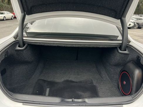 Used 2017 Dodge Charger SXT w/ Premium Group image 31