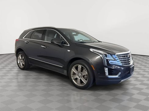 Used 2019 Cadillac XT5 Platinum AWD/4WD image 1