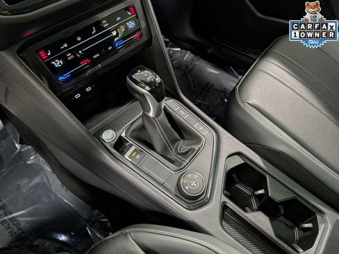 Used 2023 Volkswagen Tiguan SE R-Line AWD/4WD image 15