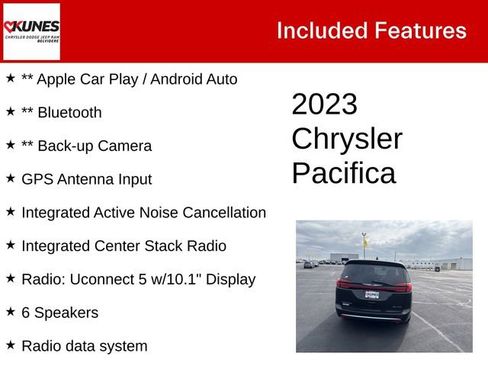 Used 2023 Chrysler Pacifica Touring-L FWD image 3