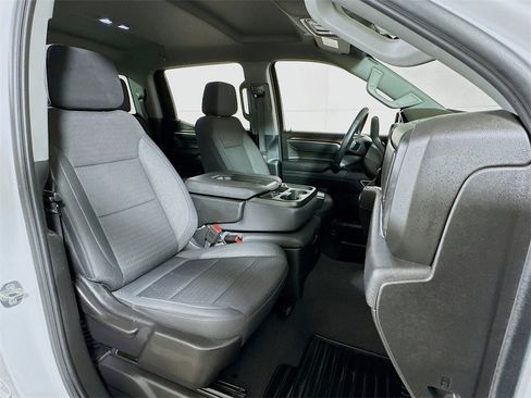 Certified 2025 Chevrolet Silverado 1500 LT image 26