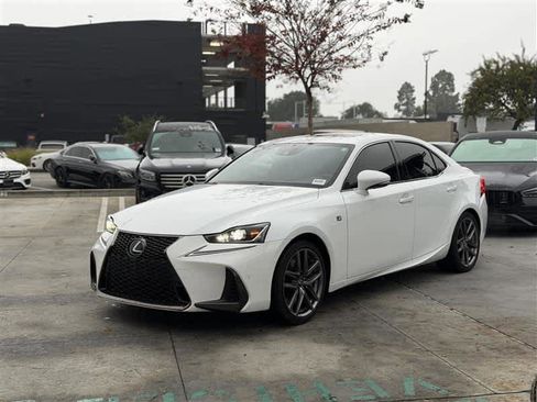 Used 2018 Lexus IS 300 F Sport image 3