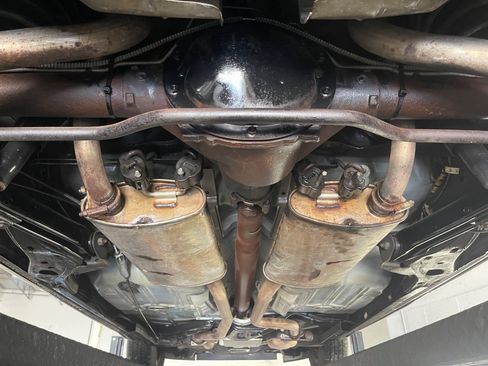 Used 1995 Cadillac Fleetwood Brougham RWD image 96