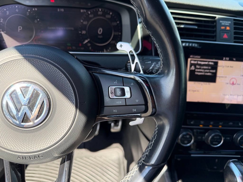 Used 2019 Volkswagen Golf R 4-Door AWD/4WD image 19