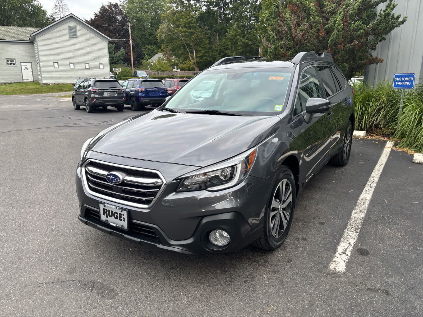 Used 2018 Subaru Outback 2.5i Limited AWD/4WD image 8