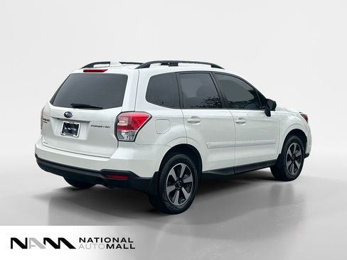 Used 2018 Subaru Forester 2.5i w/ Alloy Wheel Package image 5