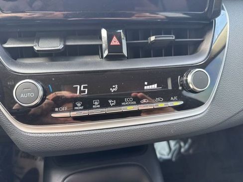 Used 2023 Toyota Corolla LE image 15