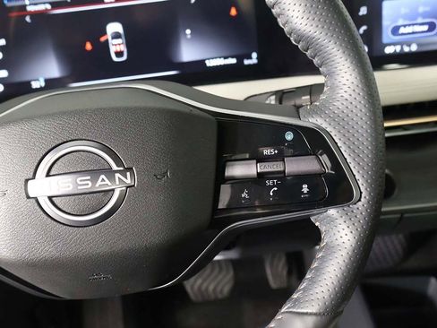 Used 2023 Nissan Ariya AWD image 41