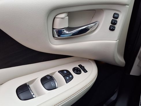 Used 2023 Nissan Murano Platinum w/ Cargo Package FWD image 23