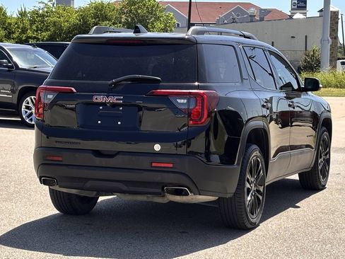 Used 2023 GMC Acadia SLT w/ Elevation Edition FWD image 5