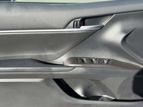 Used 2023 Toyota Camry SE image 22