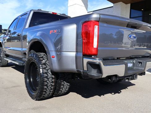 Used 2023 Ford F350 XLT w/ FX4 Off-Road Package image 3