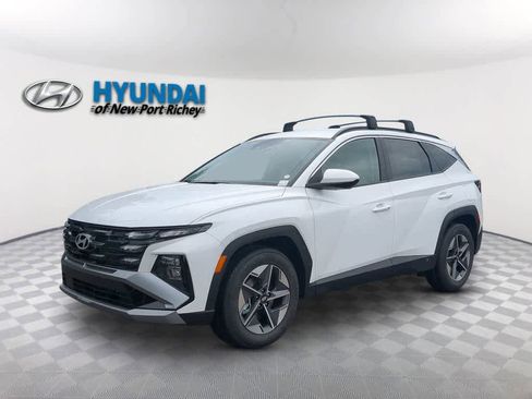 New 2026 Hyundai Tucson SEL FWD image 1