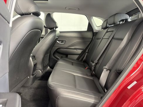 Used 2024 Hyundai Kona Limited AWD/4WD image 7
