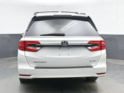 Used 2021 Honda Odyssey Elite image 9