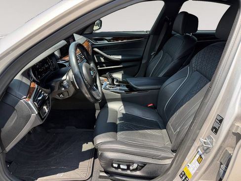 Used 2019 BMW M550i xDrive w/ Luxury Seating Package AWD/4WD image 2