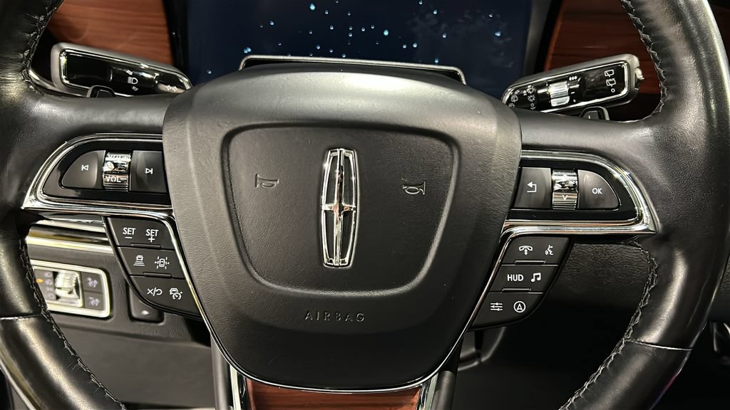 Certified 2022 Lincoln Navigator Reserve AWD/4WD image 11