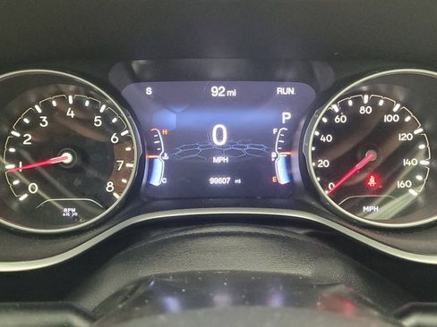 Used 2019 Jeep Compass Latitude w/ Popular Equipment Group FWD image 23