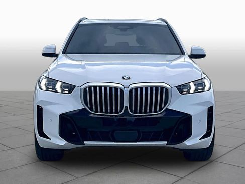 Used 2024 BMW X5 xDrive40i RWD image 3