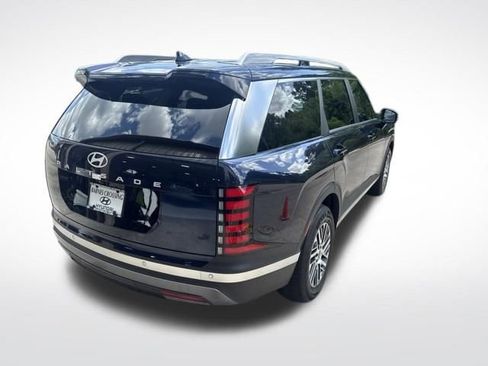 Used 2026 Hyundai Palisade SEL FWD image 3