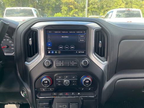 Used 2020 Chevrolet Silverado 1500 RST w/ Texas Edition RWD image 10