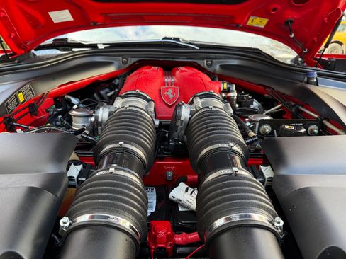 Used 2010 Ferrari California image 49