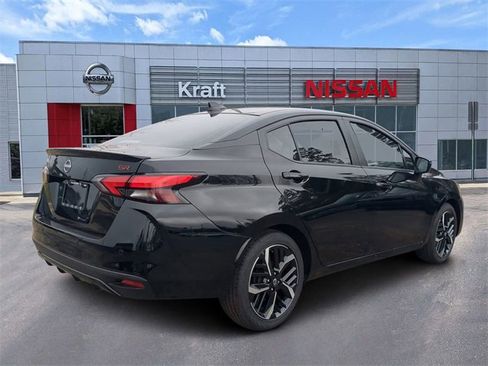 New 2025 Nissan Versa SR image 3
