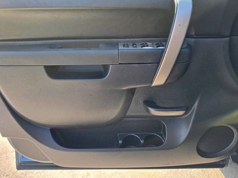 Used 2011 Chevrolet Silverado 1500 LS RWD image 18