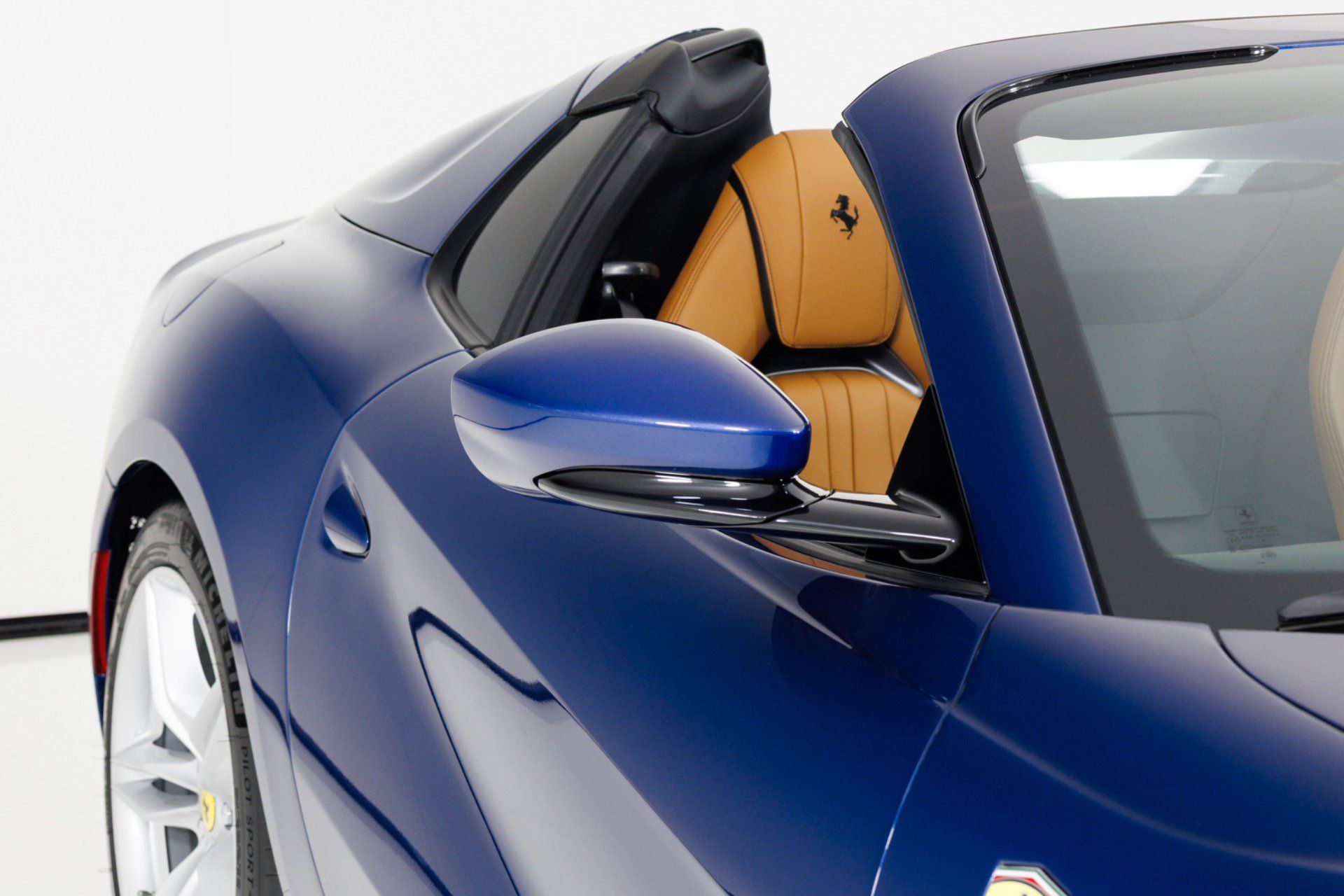 Used 2021 Ferrari 812 GTS RWD image 65