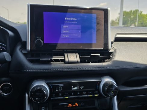 Certified 2024 Toyota RAV4 XLE AWD/4WD image 28