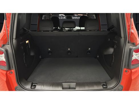 Used 2021 Jeep Renegade Latitude AWD/4WD image 25