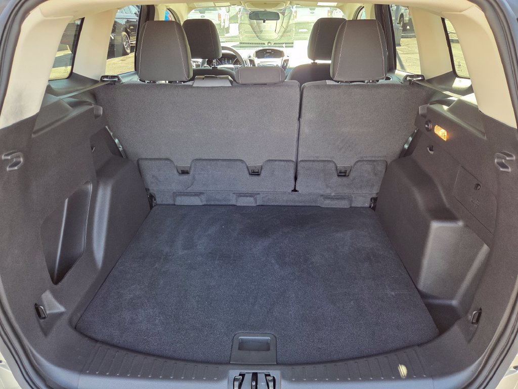 Used 2017 Ford Escape SE AWD/4WD image 25