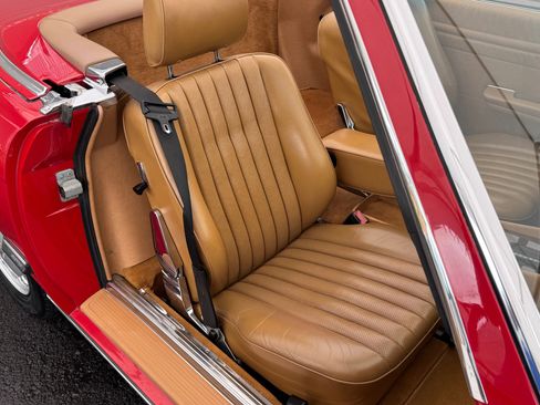 Used 1989 Mercedes-Benz 560 SL image 9