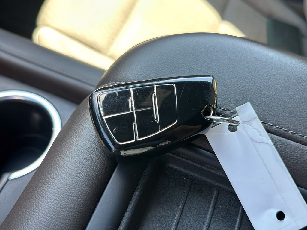 Used 2023 GMC Yukon SLE AWD/4WD image 34