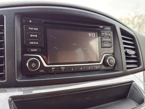 Used 2017 Nissan Quest SV image 26