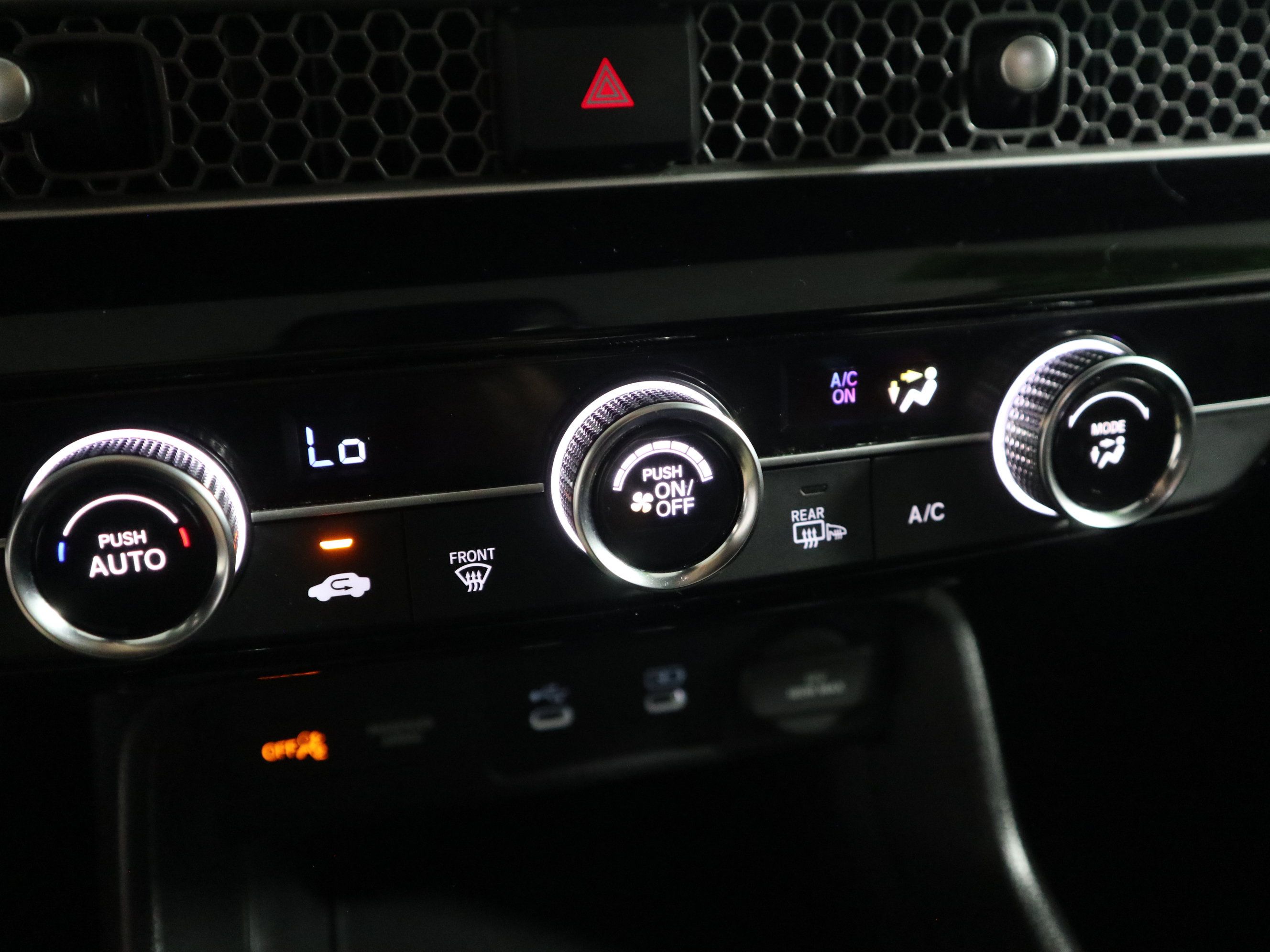 Used 2025 Honda Civic Sport image 32