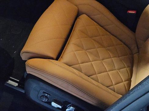 New 2026 BMW X6 xDrive40i image 4