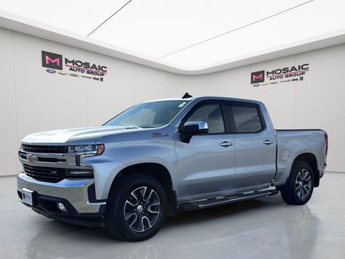 Used 2021 Chevrolet Silverado 1500 LT w/ All Star Edition Plus image 3