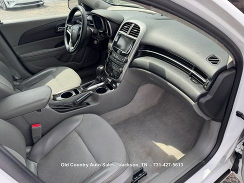 Used 2016 Chevrolet Malibu LT FWD image 14