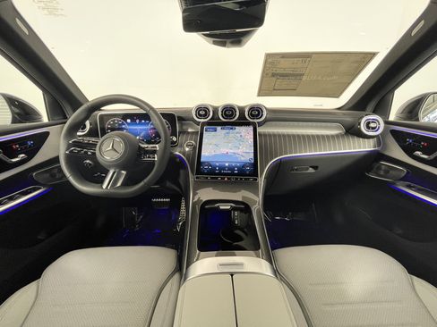 New 2026 Mercedes-Benz GLC 300 image 11