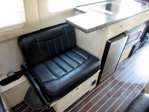 Used 2014 Mercedes-Benz Sprinter 3500 image 58