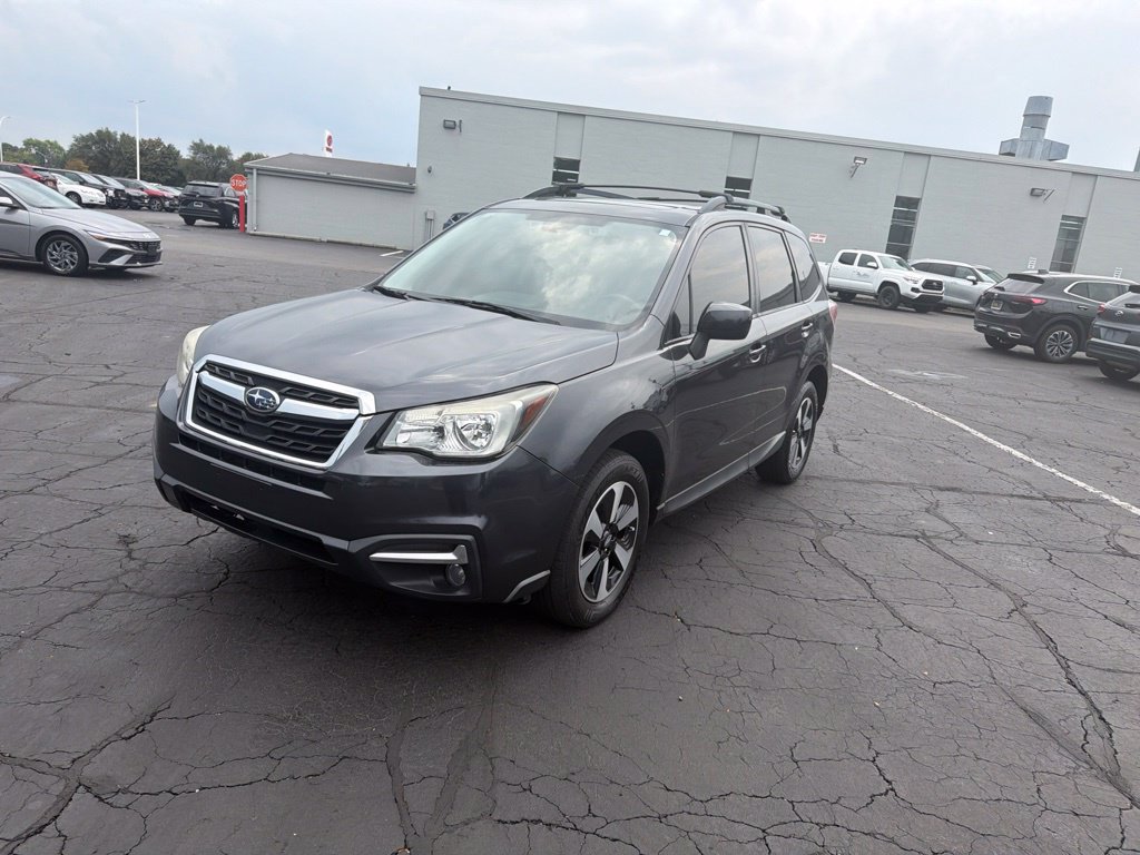 Used 2018 Subaru Forester 2.5i Premium AWD/4WD image 2
