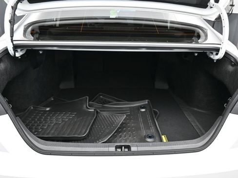 Used 2026 Toyota Camry SE FWD image 40