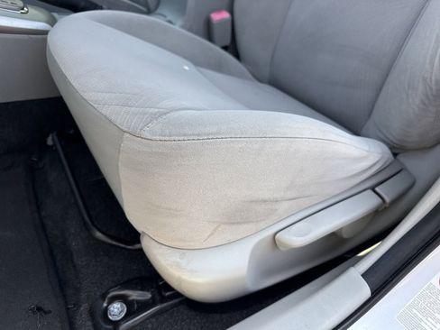 Used 2011 Toyota Corolla LE FWD image 16