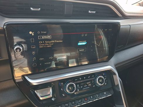 Used 2023 GMC Sierra 1500 Denali AWD/4WD image 17