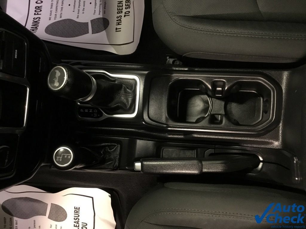 Used 2021 Jeep Wrangler Unlimited Sport AWD/4WD image 55