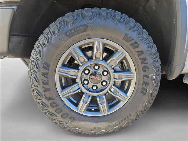 Used 2024 GMC Sierra 1500 AT4X AWD/4WD image 22