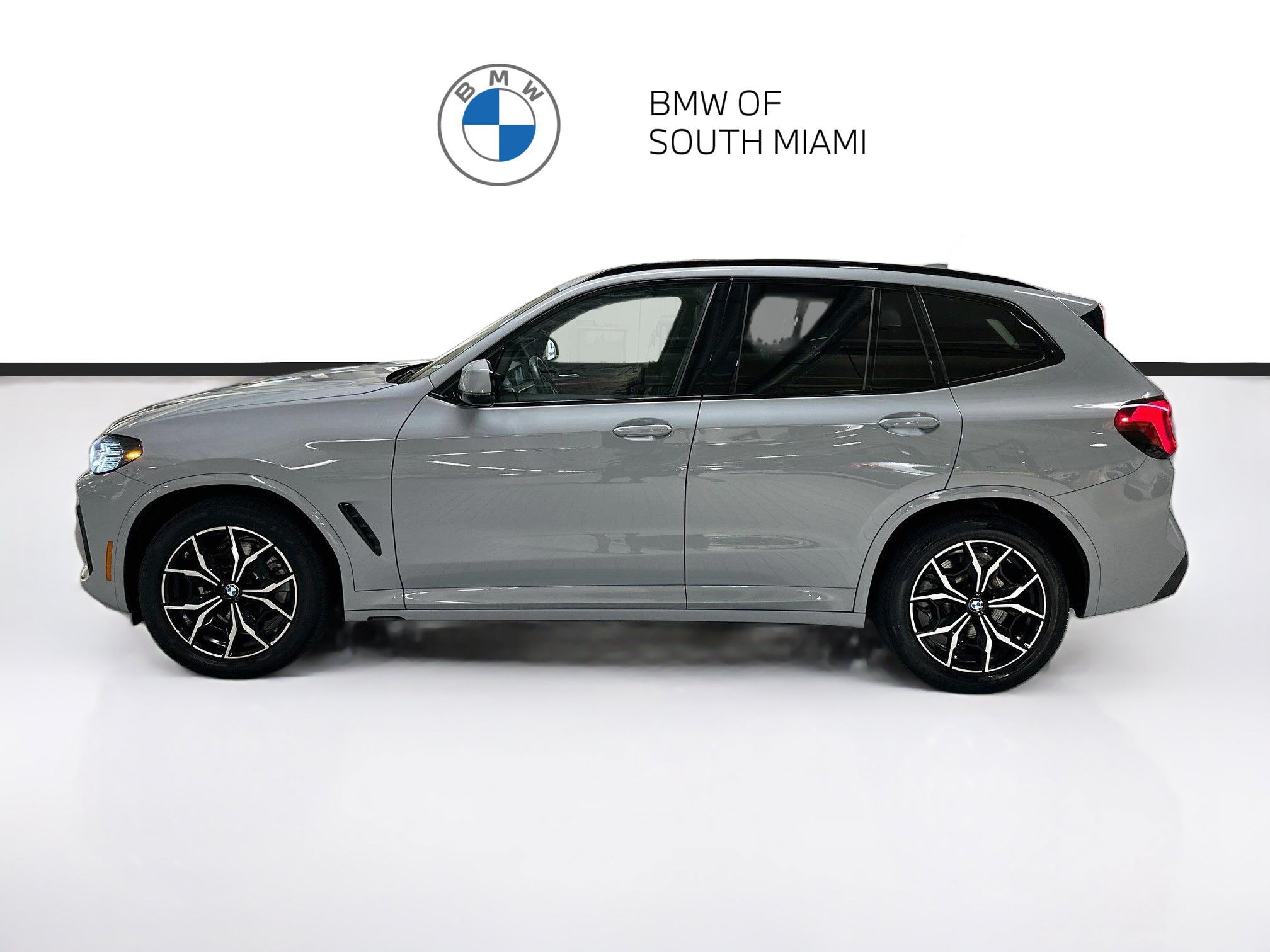 Certified 2024 BMW X3 sDrive30i w/ M Sport Package RWD image 4