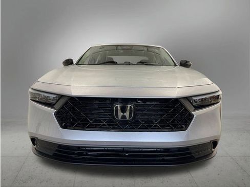 New 2025 Honda Accord SE image 9